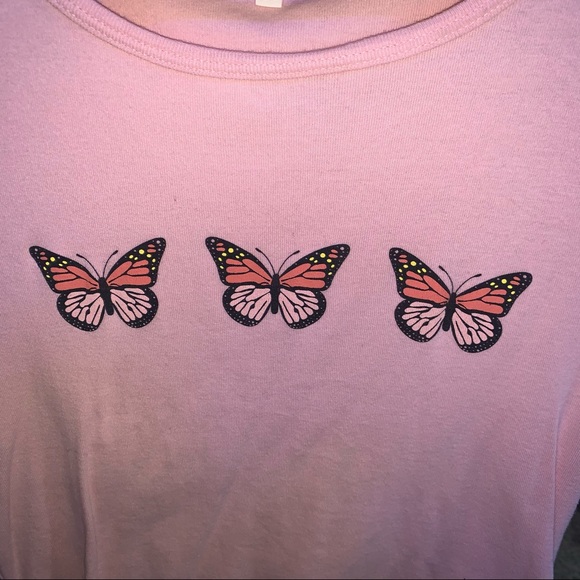 butterfly 🦋 top - Picture 3 of 3
